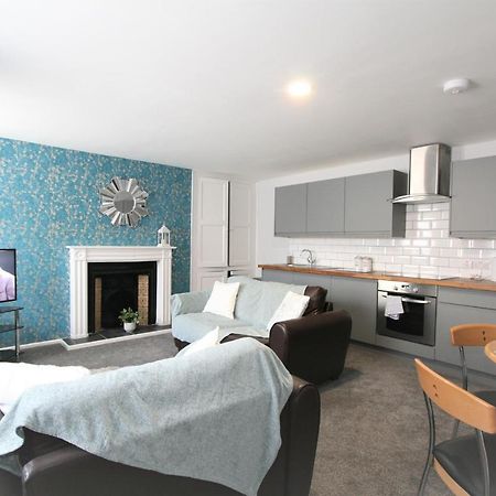 Albion Street Serviced Apartments Челтенхам Экстерьер фото