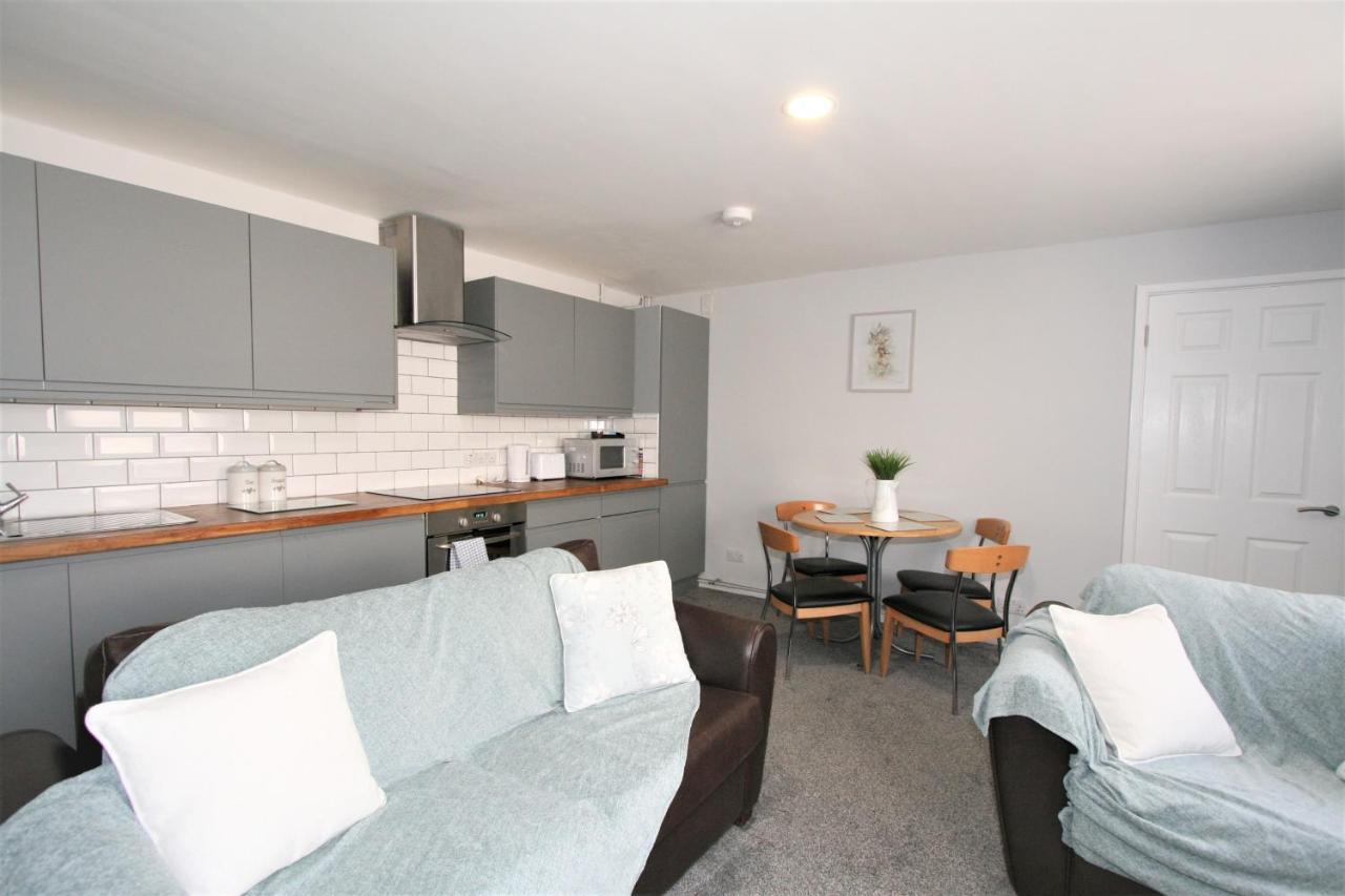 Albion Street Serviced Apartments Челтенхам Экстерьер фото